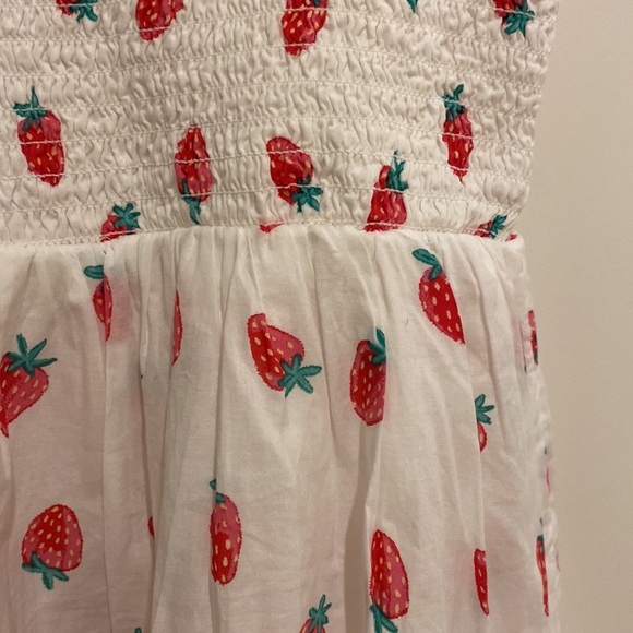 Crewcuts Strawberry Smocked Sundress 4 🍓 - Picture 2 of 4